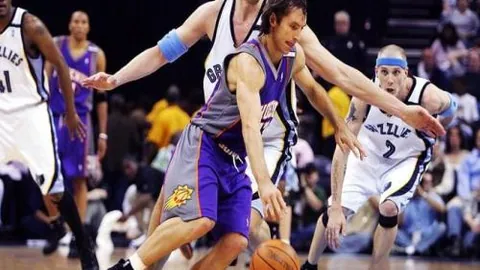 中国冰壶男队9-5逆袭瑞典冠军，开门红！